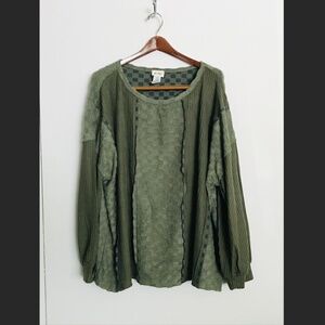 Bibi green seam pieced long sleeves top XL